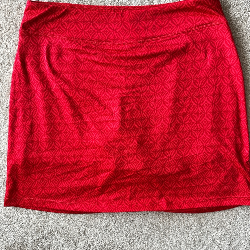 Luxe Red Pencil Mini Skirt for Cocktail Events